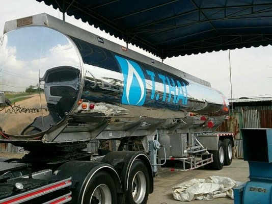 ขายแท็งค์น้ำมัน ขนาด 32,000 ลิตร  จำนวนช่อง 4 ช่องๆละ  8,000