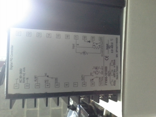 เครื่องวัดอุณภูมิ FY900-101000   เอ้าพุทรีเลย์