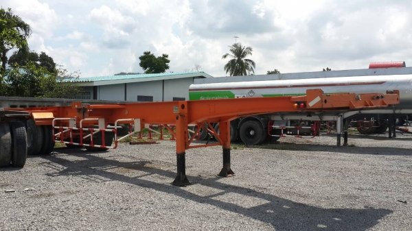 ต้องการขายด่วนราคาพิเศษ หัวลาก hino profia เเละ หางก้างพนัส