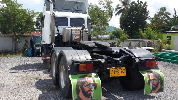 ต้องการขายด่วนราคาพิเศษ หัวลาก hino profia เเละ หางก้างพนัส