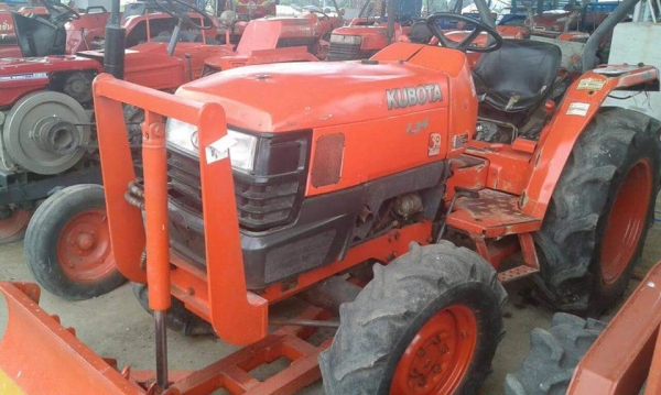 ขายรถคูโบต้าL4508 ราคา235000บาท มีไบมีดหนึ่งอัน อยู่ วังบัว อ คลองขลุง จ กำแพงเพชรสนใจโทร 0813655997 อำพรพาเจริญราคาคุยกันได้อีกนะครัย(ราคานี้ขาดทุนครับแต่ก็ต้องขายเพราะราคาข้าวไม่ดีครับ) ขายรถคูโบต้าL4508 ราคา235000บาท มีไบมีดหนึ่งอัน อยู่ วังบัว อ คลองขลุง จ กำแพงเพชรสนใจโทร 0813655997 อำพรพาเจริญราคาคุยกันได้อีกนะครัย(ราคานี้ขาดทุนครับแต่ก็ต้องขายเพราะราคาข้าวไม่ดีครับ)