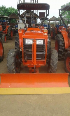 ขายรถคูโบต้าL4508 ราคา235000บาท มีไบมีดหนึ่งอัน อยู่ วังบัว อ คลองขลุง จ กำแพงเพชรสนใจโทร 0813655997 อำพรพาเจริญราคาคุยกันได้อีกนะครัย(ราคานี้ขาดทุนครับแต่ก็ต้องขายเพราะราคาข้าวไม่ดีครับ)