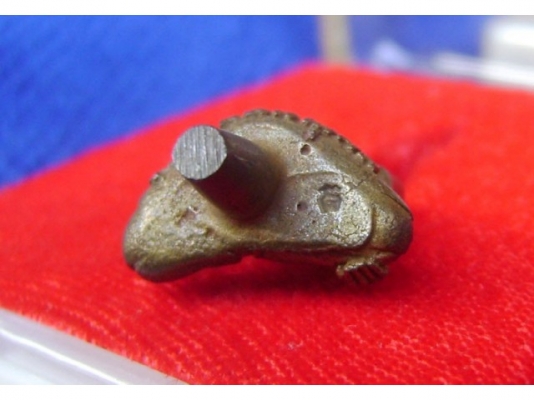 พระยอดธง หลวงพ่อคูณ รุ่นมหากุศล ปี2540 เนื้อนวะ