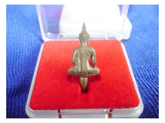 พระยอดธง หลวงพ่อคูณ รุ่นมหากุศล ปี2540 เนื้อนวะ