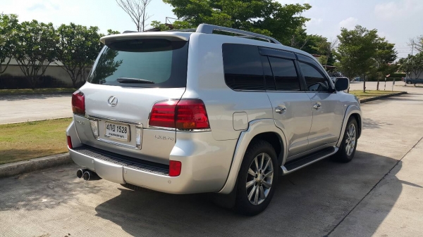 ขาย Lexus LX570 ปี2009 เครื่องV8 / 5700cc หนึ่งเดียวในประเทศไทยโทรเล๊ย!!!