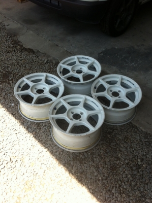 แม็ก P 1 แท้ ขอบ15กว้าง7นิ้ว เก่าญี่ปุ่น