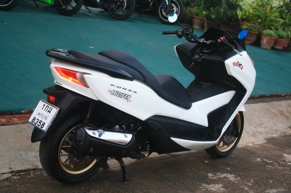 __FORZA300 สีขาว สภาพสวย วิ่งน้อย 99,000 ฿__