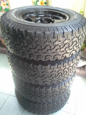 Max + BF All 265/75/16 ปี11 สวยๆ 1ชุด