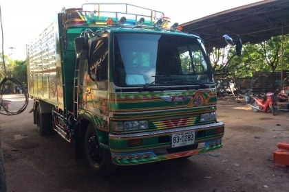 6ล้อHino ดั๊ ม195 คอกเกษตร รั้วสูง ยาว5.5ม. ยาง900 เครื่องดี ครัทซีสวย ขาย 880,000 บาท ศุภากร 081-4252943