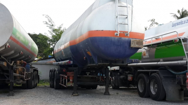 VOLVO FM10 320 HP (เพลาเดียว)พร้อม หางเเท๊งค์คอขวด SUTEE ขายพร้อมหางเเท๊งค์