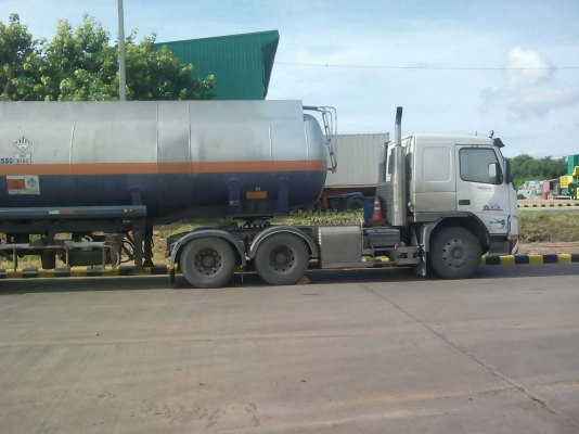 VOLVO FM10 320 HP (เพลาเดียว)พร้อม หางเเท๊งค์คอขวด SUTEE ขายพร้อมหางเเท๊งค์