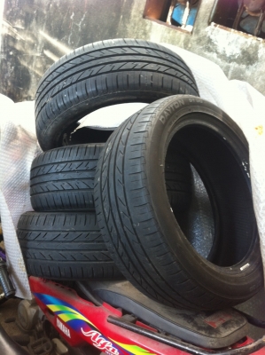 ขายยางขอบ 15 195/50/15 ดอกยางดีไม่แพงใช้ได้อีกหลายปี