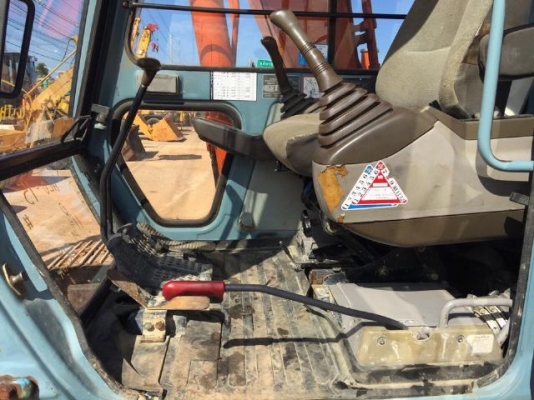 ขายรถแบคโฮ HITACHI EX120-3 มีระบบปากคีบหมุน 360 องศา รถนอกนำเข้าเองจากญี่ปุ่น สภาพสวยพร้อมใช้งาน มีVDOครับ ขายรถแบคโฮ HITACHI EX120-3 มีระบบปากคีบหมุน 360 องศา รถนอกนำเข้าเองจากญี่ปุ่น สภาพสวยพร้อมใช้งาน มีVDOครับ