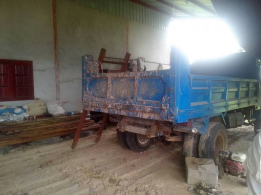 **300,000 บ.ต่อรอง/// 6ล้อดั้มดิน ISUZU KS 110แรง **ขาย ISUZU KS-110 6ล้อดั้มดิน5คิว ช่วงล่างใหญ่ ISUZU KS-77xxx 4BD1-110แรง ฝาขาว ยอดนิยม เครื่องเดิม เกียร์เดิม เครื่องดี แน่น แรงดี ฝาขาว จอมอึด ไม่จุกจิก เกียร์ดี ไม่หลุดครับ ช่วงล่างใหญ่ Fหน้า-หลัง คัสซ **300,000 บ.ต่อรอง/// 6ล้อดั้มดิน ISUZU KS 110แรง **ขาย ISUZU KS-110 6ล้อดั้มดิน5คิว ช่วงล่างใหญ่ ISUZU KS-77xxx 4BD1-110แรง ฝาขาว ยอดนิยม เครื่องเดิม เกียร์เดิม เครื่องดี แน่น แรงดี ฝาขาว จอมอึด ไม่จุกจิก เกียร์ดี ไม่หลุดครับ ช่วงล่างใหญ่ Fหน้า-หลัง คัสซ