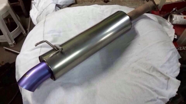 ท่อ j's ไทเทใบยาว