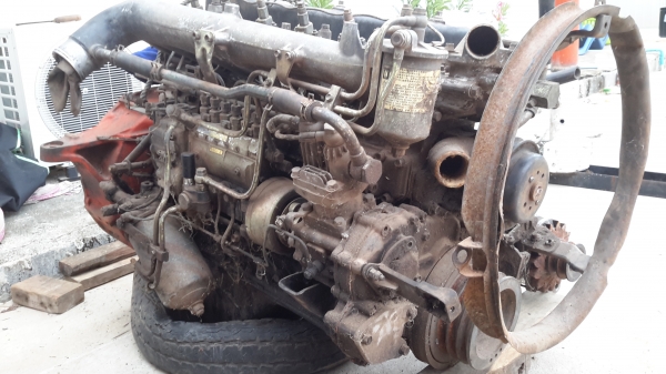 ขายเครื่อง6BG1 ขายตามสภาพ  มีใบคุมเครื่องให้