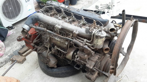 ขายเครื่อง6BG1 ขายตามสภาพ มีใบคุมเครื่องให้ ขายเครื่อง6BG1 ขายตามสภาพ มีใบคุมเครื่องให้