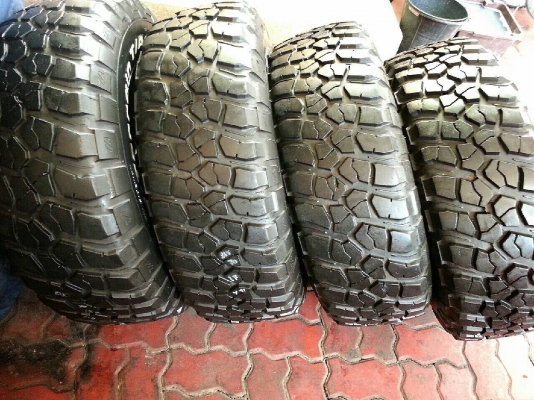 ขายยาง  BF MUD KM2  265 x 70 x 17  พร้อมล้อ