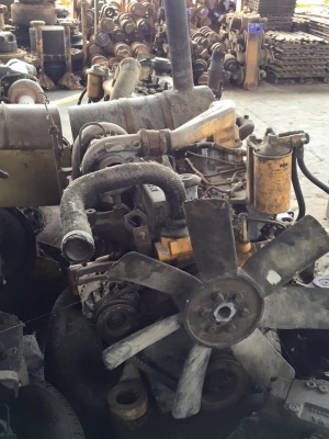 เครื่อง 4D95L komatsu เก่าใน  ราคา 120,000 บาท  ติดเครื่องลองได้