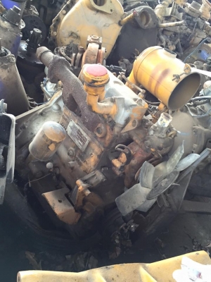 เครื่อง 2D94-2 komatsu เก่านอก  ราคา 20,000 บาท  ลองติดเครื่องดูได้ค่ะ