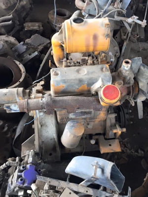 เครื่อง 2D94-2 komatsu เก่านอก  ราคา 20,000 บาท  ลองติดเครื่องดูได้ค่ะ