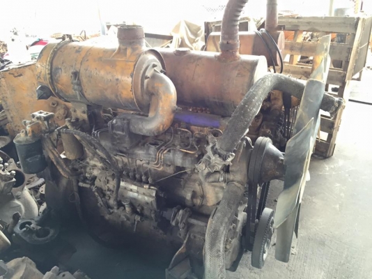 เครื่อง6D105 komatsu เก่าใน  มี 2 เครื่อง ราคาเครื่องละ 65,000 บาท  ติดเครื่องลองได้