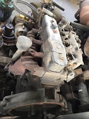 เครื่อง 4BD1 อีซูซุ ไม่มีเทอโบ เก่านอก  ราคา 80,000 บาท  ติดเครื่องลองได้ค่ะ