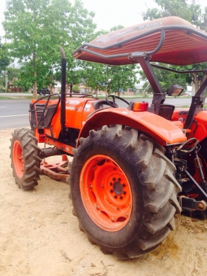 คูโบต้า6040 พร้อมอุปกรณ์3ชิ้น 540,000 ต่อรองได้ คูโบต้า6040 พร้อมอุปกรณ์3ชิ้น 540,000 ต่อรองได้