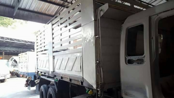 ขายกระบะดั้ม พร้อมอุปกรณ์ครบชุดคะ