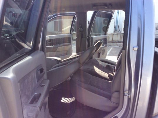 ขายรถกระบะ อีซูซุ ดีแม็ก 4ประตูตัวท็อป ปี03เครื่อง 3.0 เทอร์โบ เกียร์ออโต้ เพาเวอร์ ไฟฟ้าทั้งคัน airbag2ใบ/เบรคabs ภายในสวยเดิมๆแอร์เย็นฉ่ำ วิทยุCD ตัวถังเดิมๆห้องเครื่องเดิมๆสีเงาบางมีริ้วรอยบ้าง คัสซีดีไม่ผุ เครื่องแน่น เกียร์ดี รถขับดี ใช้งานได้เลยครับ