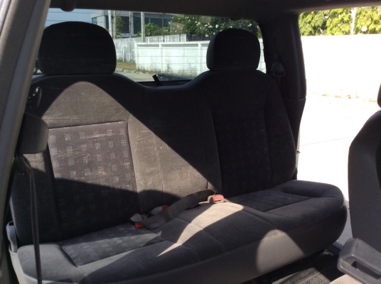 ขายรถกระบะ อีซูซุ ดีแม็ก 4ประตูตัวท็อป ปี03เครื่อง 3.0 เทอร์โบ เกียร์ออโต้ เพาเวอร์ ไฟฟ้าทั้งคัน airbag2ใบ/เบรคabs ภายในสวยเดิมๆแอร์เย็นฉ่ำ วิทยุCD ตัวถังเดิมๆห้องเครื่องเดิมๆสีเงาบางมีริ้วรอยบ้าง คัสซีดีไม่ผุ เครื่องแน่น เกียร์ดี รถขับดี ใช้งานได้เลยครับ