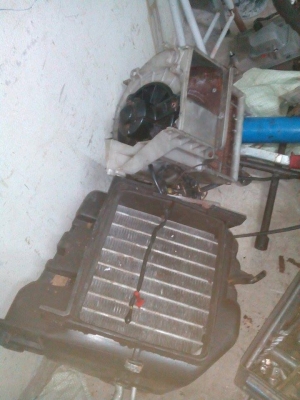 ขายอระไหร่ กาแล้น อี33 ครับ