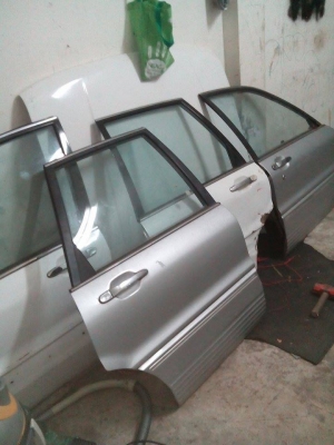 ขายอระไหร่ กาแล้น อี33 ครับ