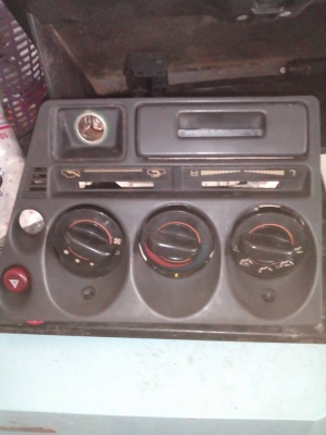 ขายอระไหร่ กาแล้น อี33 ครับ