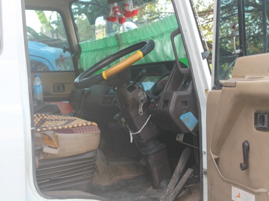 ขาย ฮีโน่ FL176 รถเกิดน่านแท้ๆคับ เจ้าของเดิมขับเองใช้รักษามากคับ