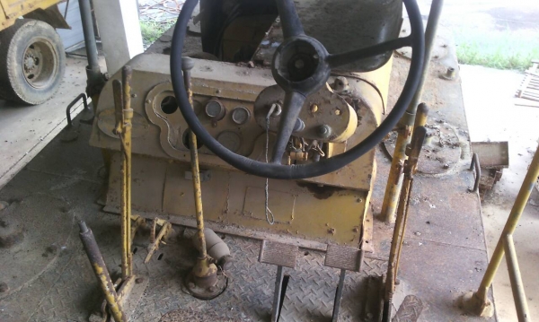 รถ บด. 11 ล้อ  ( ขายตามสภาพ. )     สนใจติดต่อ  081 - 6079515