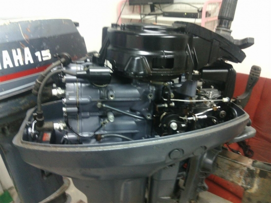 เครื่อง ยามาฮ่า 15แรง ฝามน ราคา 39000 บาท เครื่อง ยามาฮ่า 15แรง ฝามน ราคา 39000 บาท