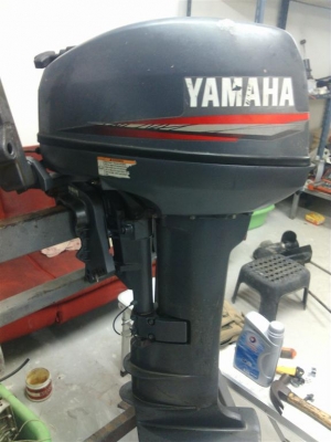 เครื่อง ยามาฮ่า 15แรง ฝามน ราคา 39000 บาท เครื่อง ยามาฮ่า 15แรง ฝามน ราคา 39000 บาท