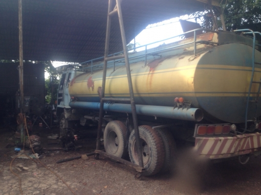 รถอีซุซุ 10 ล้อ บรรทุกน้ำ FVM 175 แรงม้า. สนใจติดต่อ 081 - 6079515 รถอีซุซุ 10 ล้อ บรรทุกน้ำ FVM 175 แรงม้า. สนใจติดต่อ 081 - 6079515