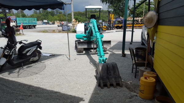 ขายรถขุดkomatsu  pc25รุ่น7 ปั้มแรงมาก ลองมาแล้ว.บูมยาว.ยาว