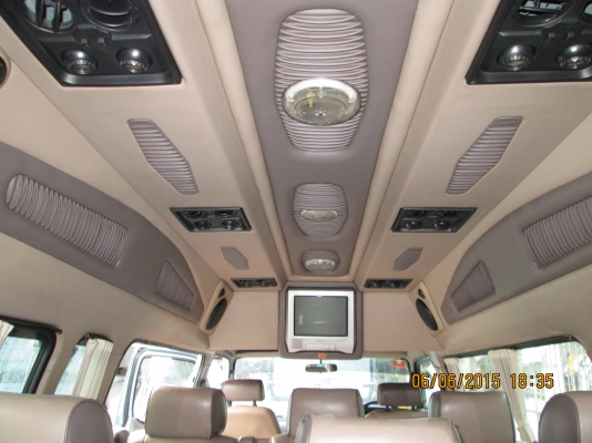 รถตู้ปี04สภาพสดๆเลยครับ