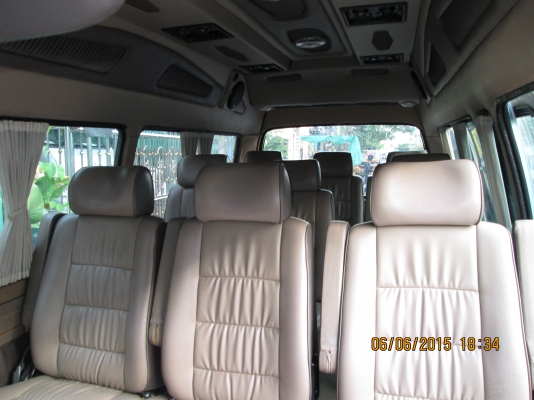 รถตู้ปี04สภาพสดๆเลยครับ
