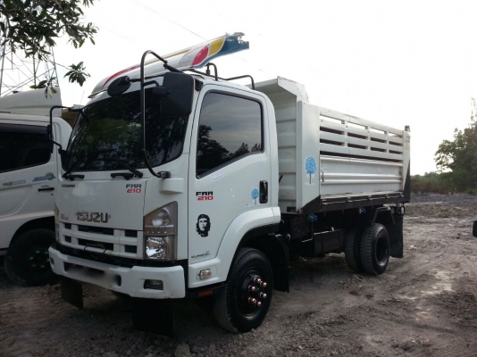 รถอีซูซุ 6 ล้อดั้ม FRR  210 แรงม้า. ปี 54  ( ปลายปี. )   ( รถวิ่ง 6x,xxx กม. )      สนใจติดต่อ  081 - 6079515