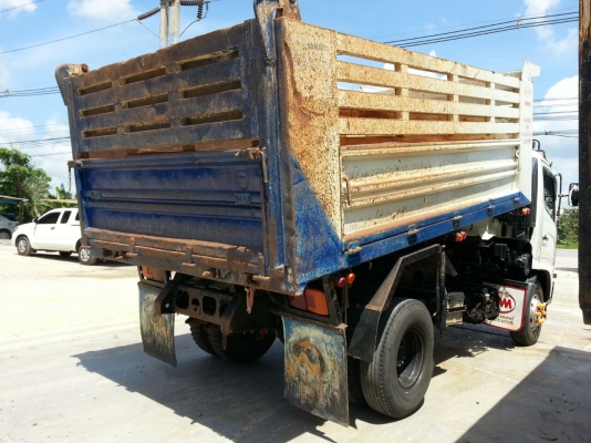 รถฮีโน่ 6 ล้อดั้ม 175 แรงม้า. ปี 54 ( รถวิ่ง 18x,xxx กว่า กม. ) สนใจติดต่อ 081 - 6079515 รถฮีโน่ 6 ล้อดั้ม 175 แรงม้า. ปี 54 ( รถวิ่ง 18x,xxx กว่า กม. ) สนใจติดต่อ 081 - 6079515