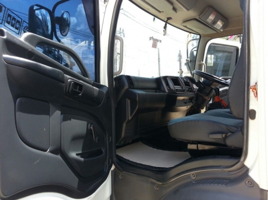 รถฮีโน่ 6 ล้อดั้ม 175 แรงม้า. ปี 54 ( รถวิ่ง 18x,xxx กว่า กม. ) สนใจติดต่อ 081 - 6079515 รถฮีโน่ 6 ล้อดั้ม 175 แรงม้า. ปี 54 ( รถวิ่ง 18x,xxx กว่า กม. ) สนใจติดต่อ 081 - 6079515