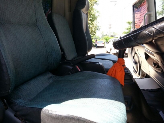 รถฮีโน่ 6 ล้อดั้ม 175 แรงม้า. ปี 54 ( รถวิ่ง 18x,xxx กว่า กม. ) สนใจติดต่อ 081 - 6079515 รถฮีโน่ 6 ล้อดั้ม 175 แรงม้า. ปี 54 ( รถวิ่ง 18x,xxx กว่า กม. ) สนใจติดต่อ 081 - 6079515