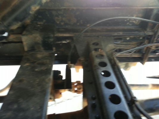 รถฮีโน่ 6 ล้อดั้ม 175 แรงม้า. ปี 54 ( รถวิ่ง 18x,xxx กว่า กม. ) สนใจติดต่อ 081 - 6079515 รถฮีโน่ 6 ล้อดั้ม 175 แรงม้า. ปี 54 ( รถวิ่ง 18x,xxx กว่า กม. ) สนใจติดต่อ 081 - 6079515