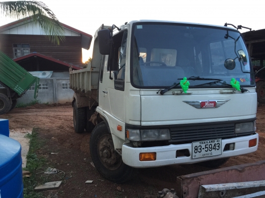 ขายหกล้อดัมพ์พร้อมใช้งานสภาพดีราคาถูก