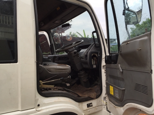 ขายหกล้อดัมพ์พร้อมใช้งานสภาพดีราคาถูก