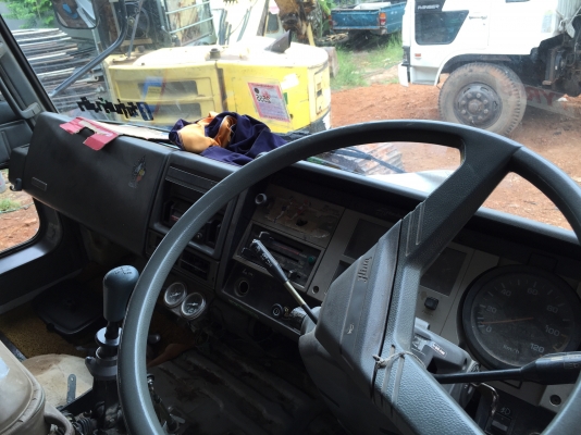 ขอขอบคุณพี่ทีมงานจากสว่างแดนดินและเวปไซต์truck2handมากครับ